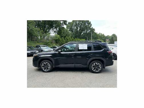 Crystal Black Silica 2026 Subaru Forester Premium