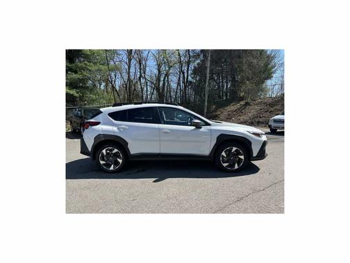Crystal White Pearl 2025 Subaru Crosstrek Limited