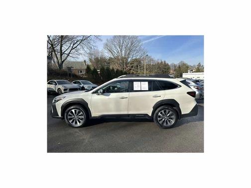 2023 Subaru Outback Touring