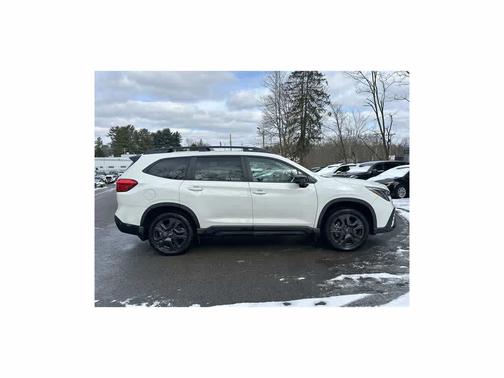 2025 Subaru Ascent Onyx Edition Touring 7-Passenger