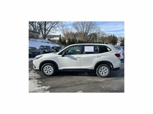 2022 Subaru Forester Base