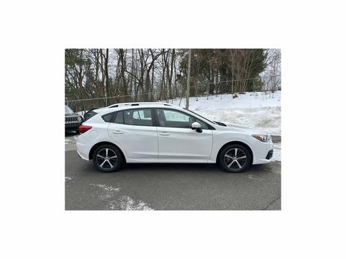 2023 Subaru Impreza Premium