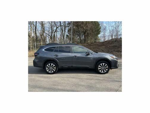 Magnetite Gray 2024 Subaru Outback Limited