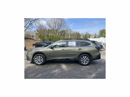 Autumn Green 2022 Subaru Outback Premium