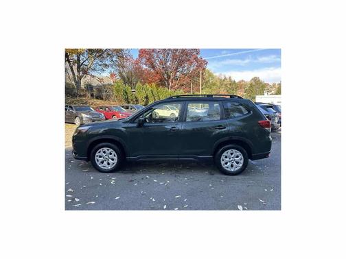 2023 Subaru Forester Base