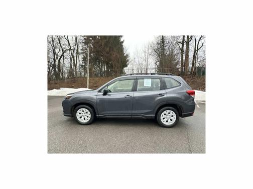 2022 Subaru Forester Base