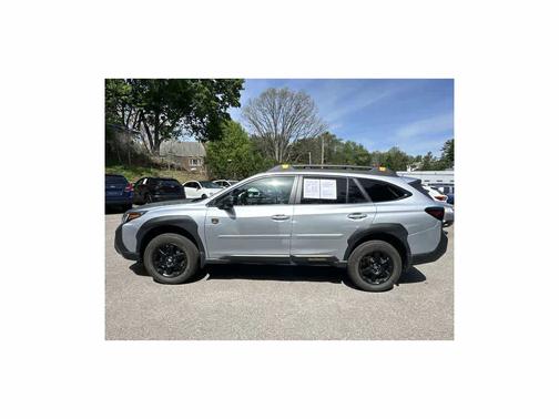 Ice Silver 2022 Subaru Outback Wilderness