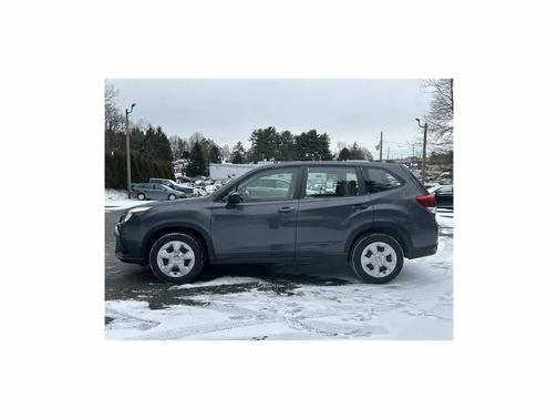 2022 Subaru Forester Base