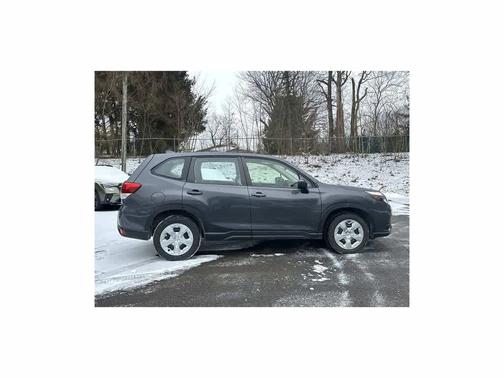 2022 Subaru Forester Base