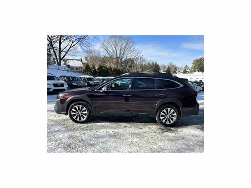 2025 Subaru Outback Touring XT