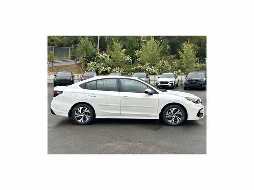 Crystal White Pearl 2025 Subaru Legacy Premium