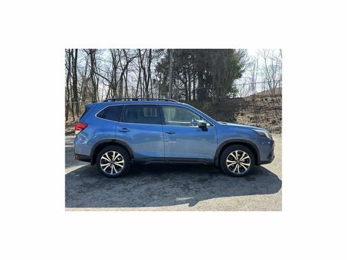 Horizon Blue Pearl 2023 Subaru Forester Limited