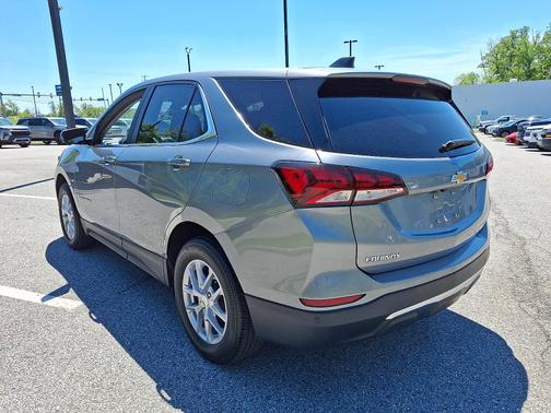 Sterling Gray Metallic 2023 Chevrolet Equinox LT