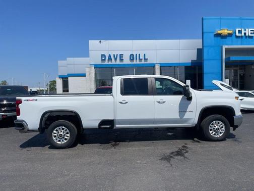 Summit White 2025 Chevrolet Silverado 2500 LT