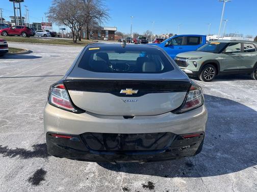 2017 Chevrolet Volt LT