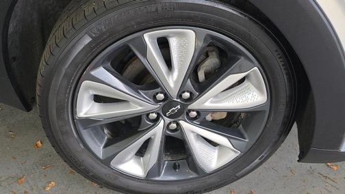 2023 Chevrolet Bolt EUV FWD LT