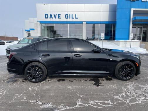 2022 Cadillac CT5 Sport