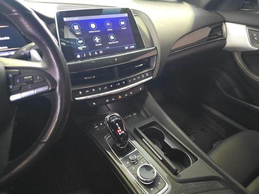 2022 Cadillac CT5 Sport