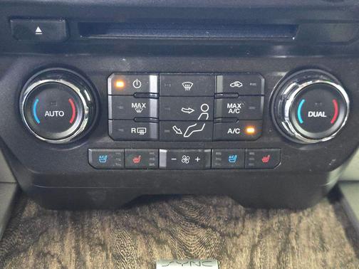 Blue Jeans Metallic 2018 Ford F-250 Lariat