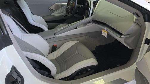 2026 Chevrolet Corvette Stingray w/3LT