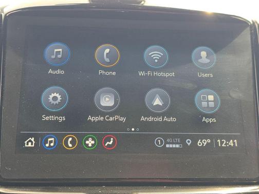 Northsky Blue Metallic 2023 Chevrolet Traverse LT Leather