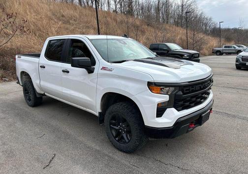 2022 Chevrolet Silverado 1500 Custom Trail Boss