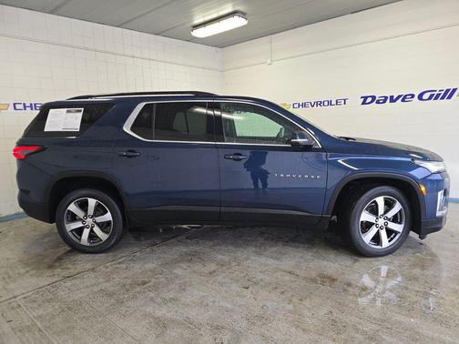2023 Chevrolet Traverse LT Leather