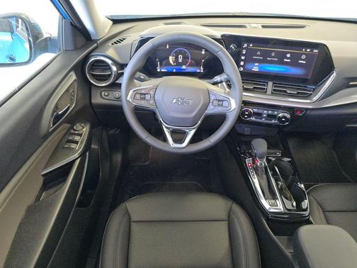 Marina Blue Metallic 2026 Chevrolet Trax FWD ACTIV