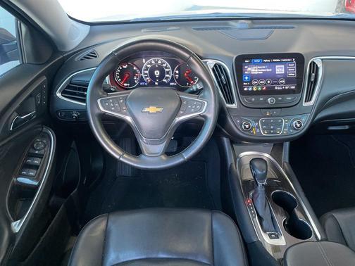 2023 Chevrolet Malibu FWD 2LT