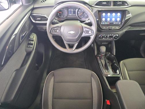 Mosaic Black Metallic 2023 Chevrolet Trailblazer LT