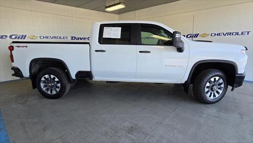 2022 Chevrolet Silverado 2500 Custom
