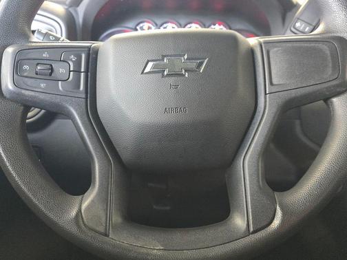 2022 Chevrolet Silverado 1500 Custom Trail Boss