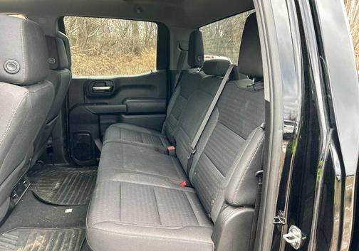 2022 Chevrolet Silverado 1500 Custom Trail Boss