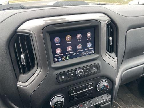 2022 Chevrolet Silverado 1500 Custom Trail Boss