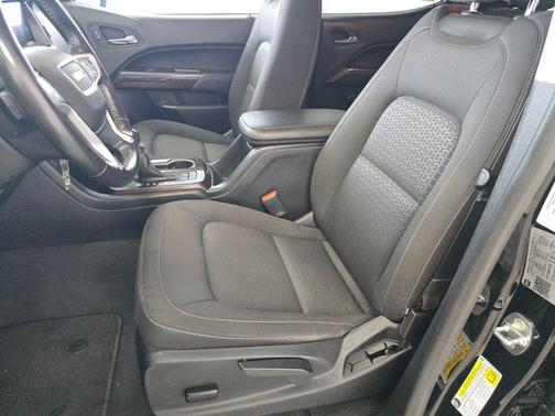 Onyx Black 2022 GMC Canyon Elevation