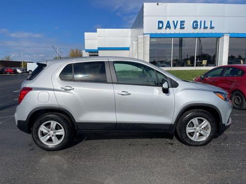 2022 Chevrolet Trax LS