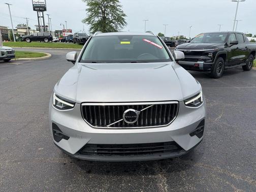 Silver 2025 Volvo XC40 B5 Plus Bright Theme