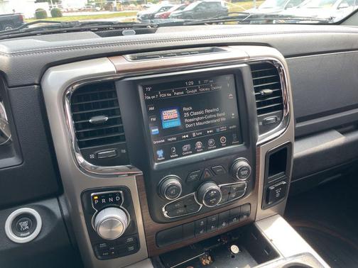 2015 RAM 1500 Laramie