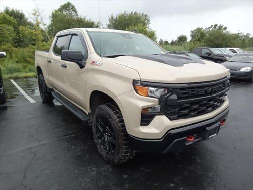 2022 Chevrolet Silverado 1500 Custom Trail Boss