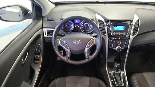 2016 Hyundai Elantra GT Base