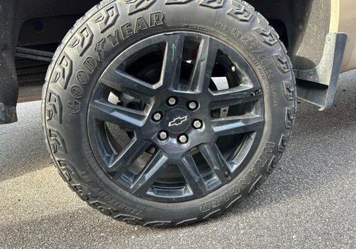 2023 Chevrolet Silverado 1500 Custom Trail Boss