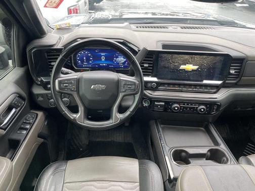 2024 Chevrolet Silverado 2500 4WD Crew Cab Standard Bed ZR2