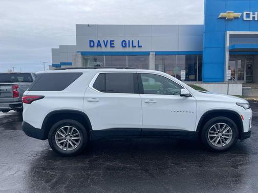 2023 Chevrolet Traverse LT Leather