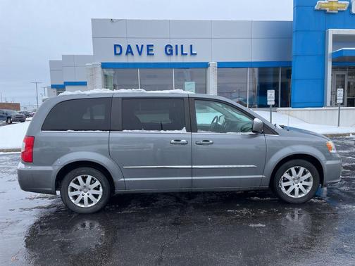 2014 Chrysler Town & Country Touring