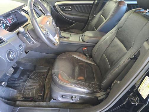 2015 Ford Taurus SEL