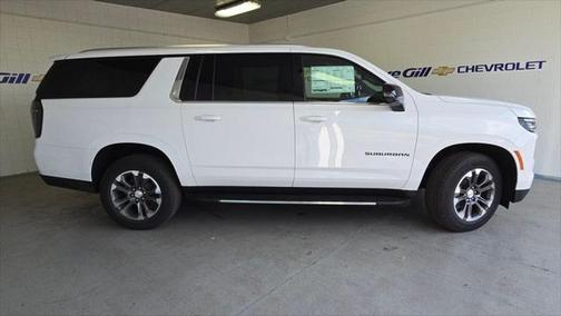 2025 Chevrolet Suburban LT