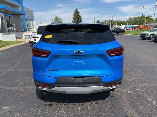 Riptide Blue Metallic 2024 Chevrolet Blazer 2LT