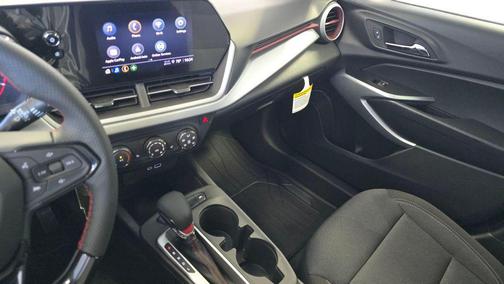 2025 Chevrolet Trax FWD 1RS