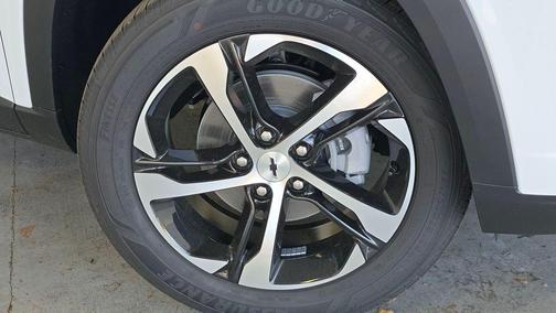 2025 Chevrolet Trax FWD 1RS