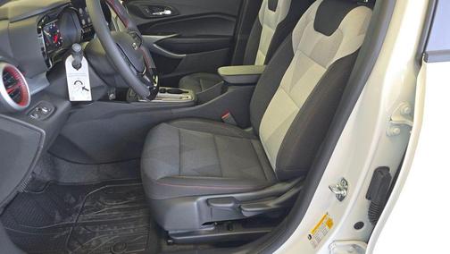 2025 Chevrolet Trax FWD 1RS